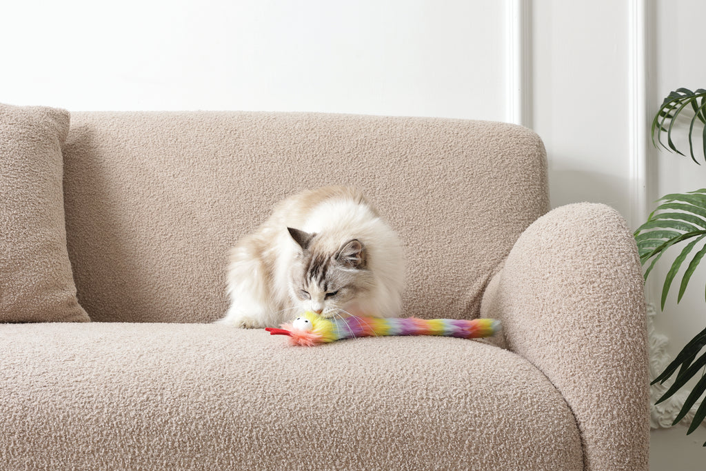 Fluffy catnip toy Miki