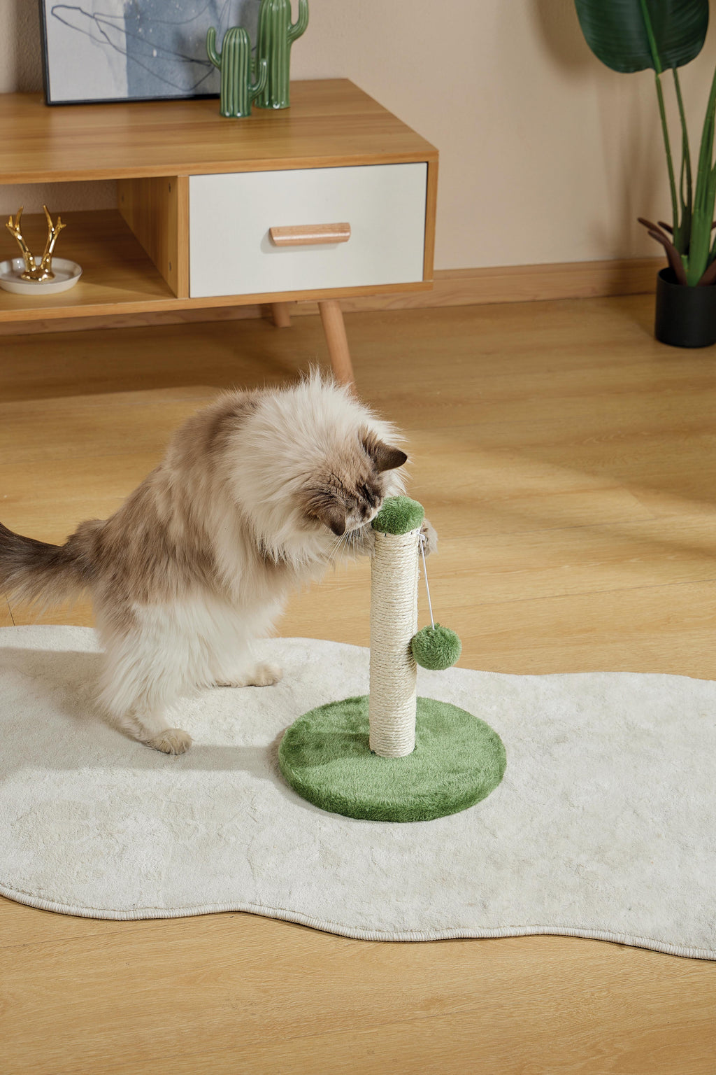 IL MIO PRIMO ALBERO PER GATTI Pompom Verde